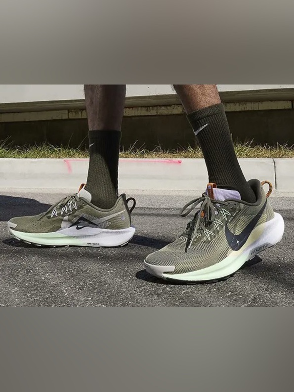 Nike Mens ReactX Pegasus Trail 5 DV3864 200